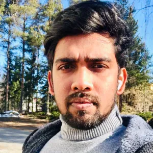 Pet-sitter in Paris ! Love to walk with dogs 🐕 