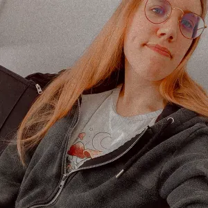 promeneuse de chiens et visite a domicile pour vos animaux