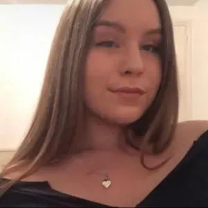 Baby-sitter avec 2 ans d'expérience 