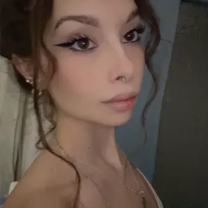 Babysitter a Ferrara disponibile da subito 