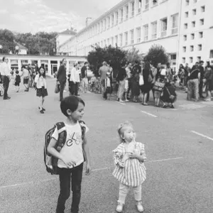 Je peux vous aider , je suis disponible pendant la journée