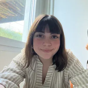 Prof particulier à Dijon (étudiante de 18 ans)