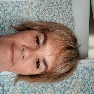 Femme de ménage autour de laon