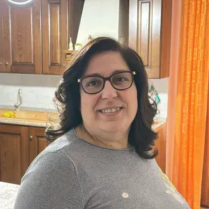 Una signora responsabile e affidabile a Marsala