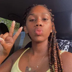 Pet sitter sur Bruxelles ! Toujours prête.