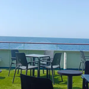 Aide à domicile ménage course repas