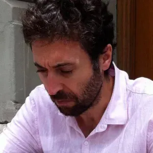 Position for a housekeeper in Costa da Caparica