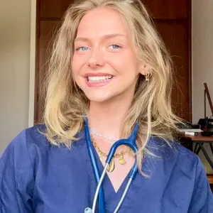 Soutien Scolaire - Étudiante en 4éme année - École Véto