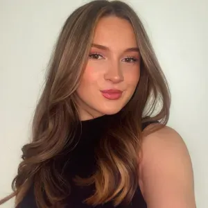 Baby-sitter expérimentée à Bordeaux 