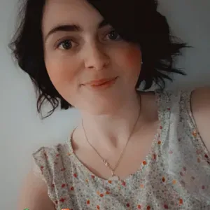 Femme de ménage. Oui besoin d'aide pour de l'administration 