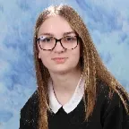 Baby-sitter motivée disponible le week-end