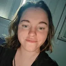 Natacha Dogsitter. Notre Dame de BONDEVILLE 