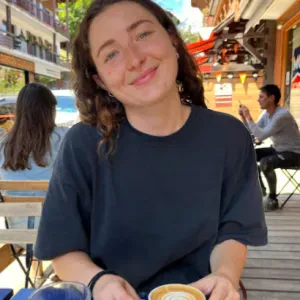 Babysitter solare, multilingue e con esperienza