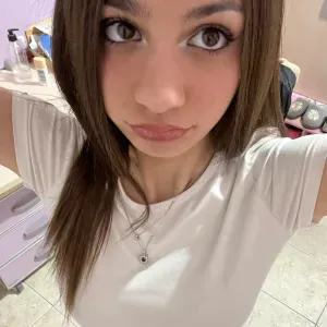 Babysitter attenta e responsabile a Foggia