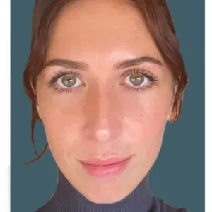 Experienced bilingual babysitter looking for a job! 