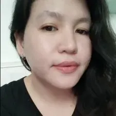 Looking for a declare job as a nanny or cleaner