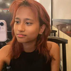 Baby-sitter sérieuse, 17 ans Située dans Paris!