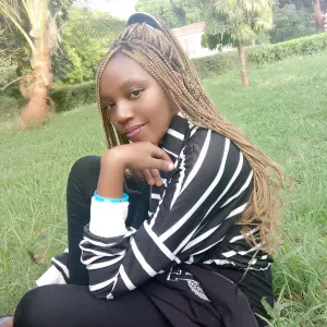 Experienced babysitter in Créteil.