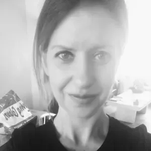 Animal carer, cat, dog & small animal specialist 