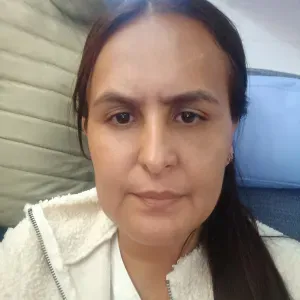 Cuidadora de adultos mayores en Leganés