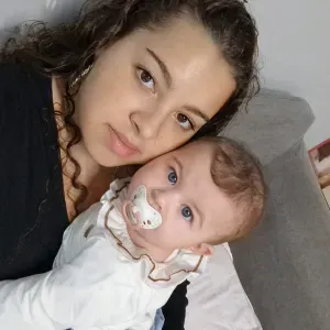 Babysitter experimentée à Saint pee sur Nivelle 