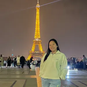 Babysitter, nanny & housekeeper