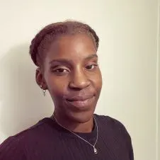 Baby-sitter expérimentée zone 95/92