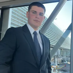 Étudiant trilingue avec parcours international  