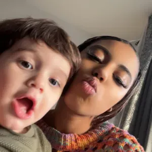 Baby-sitter expérimentée notamment dans Paris 