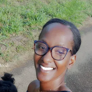 Travailleuse sociale expérimenté et véhiculé 