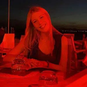 Baby-Sitter sur Côte d'Azur ! 