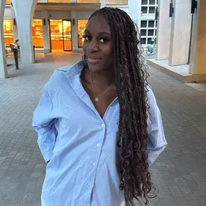 Baby-sitter expérimentée à Paris