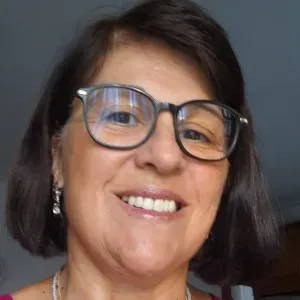 Ola tenho muita experiência de limpezas em casas privadas