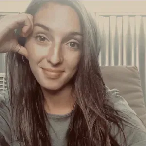 Cherche baby sitter Mariage 