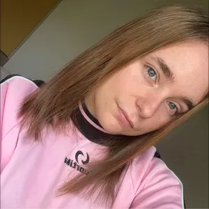 Je cherche une baby-sitter à domicile