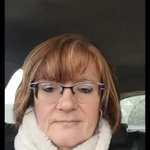 Nounou avec expérience de 1 ans 