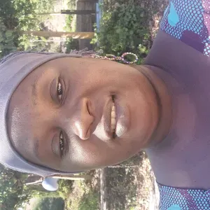 Je cherche une maman de jour de 5h à 17h  