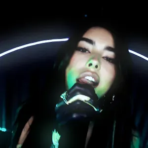 Estou à procura de uma empregada de limpeza perto de mim