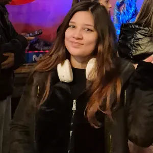 Niñera/ Canguro con experiencia en Madrid