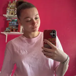  Babysitter  Sur Dunkerque avec expérience 