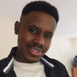 expérimentée à Paris Agent d'entretien  Par