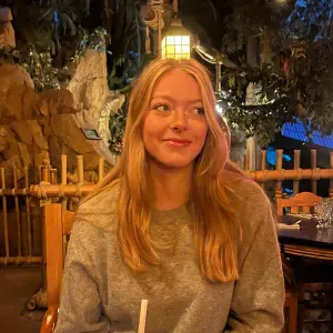 👶✨ Babysitter disponível / available in Porto 🌸