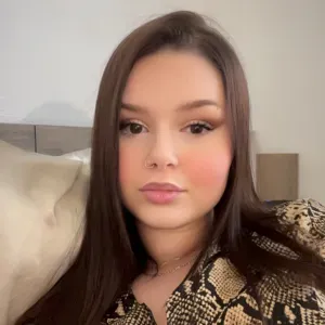 baby sitter débutante, située à Vic sur aisne