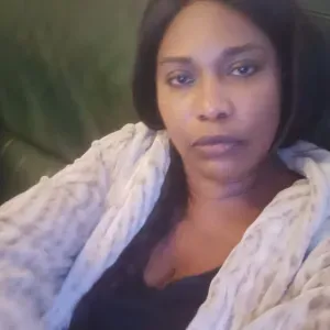 Femme de ménage expérimentée - Marne-la-Vallee