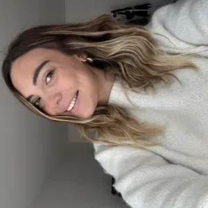 Baby-sitter disponible à Rodez ! 