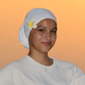 Baby-sitter sérieuse avec expérience en crèche. 