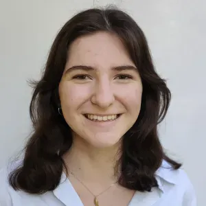 Baby-sitter disponible en août à Rennes