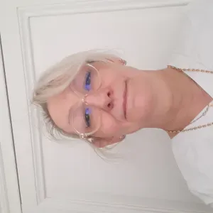 Dame de ménage,agent d'entretien 