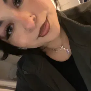 Chloé MAILY,Baby-sitter à NICE ✨