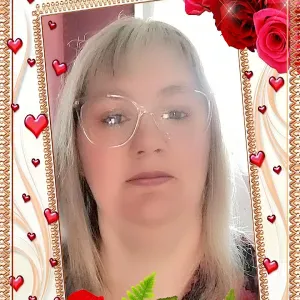 Femme de chambre en hotel sur lens